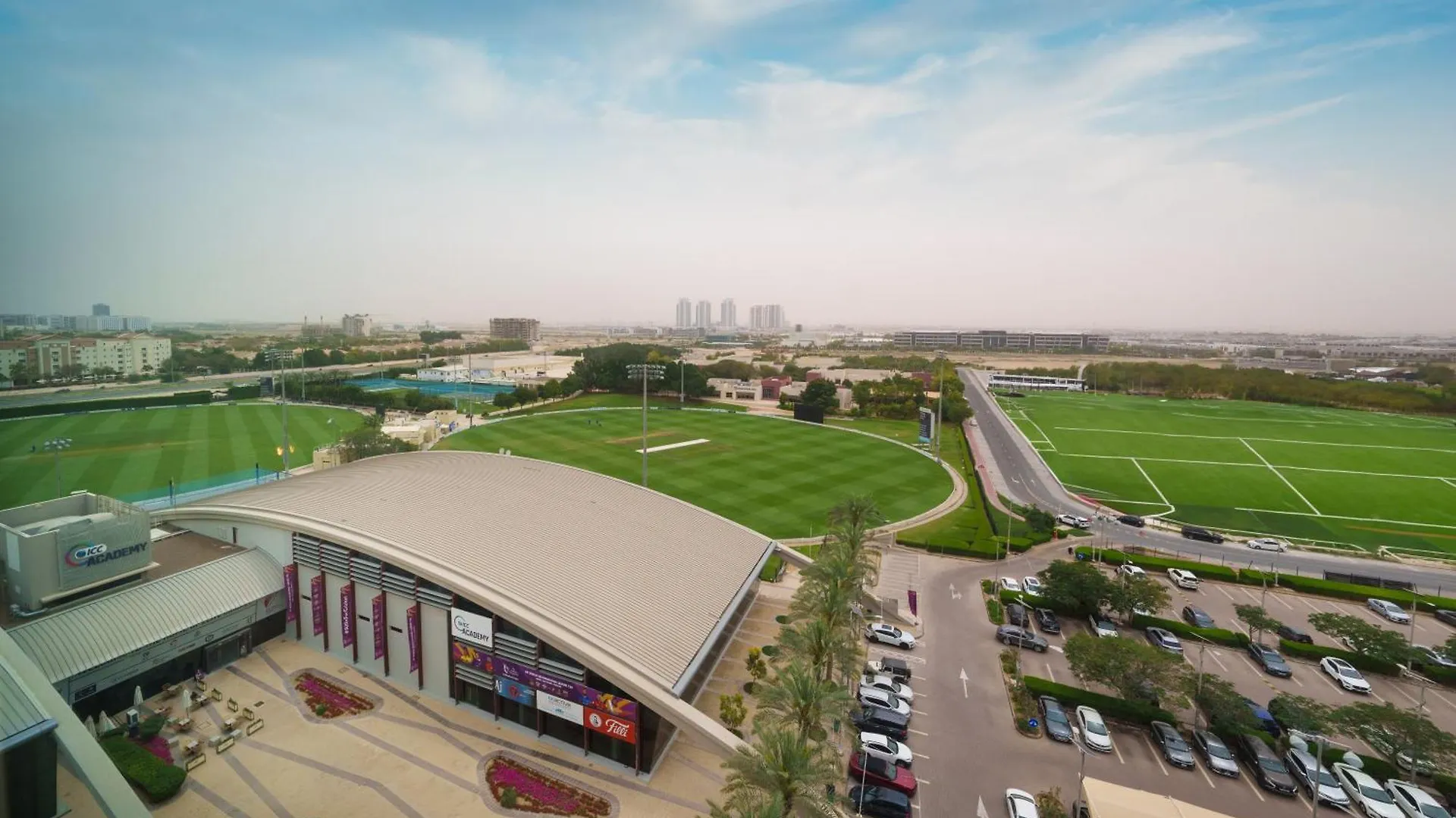 Emirates Sports Hotel, Dubai Sports City Hotel
