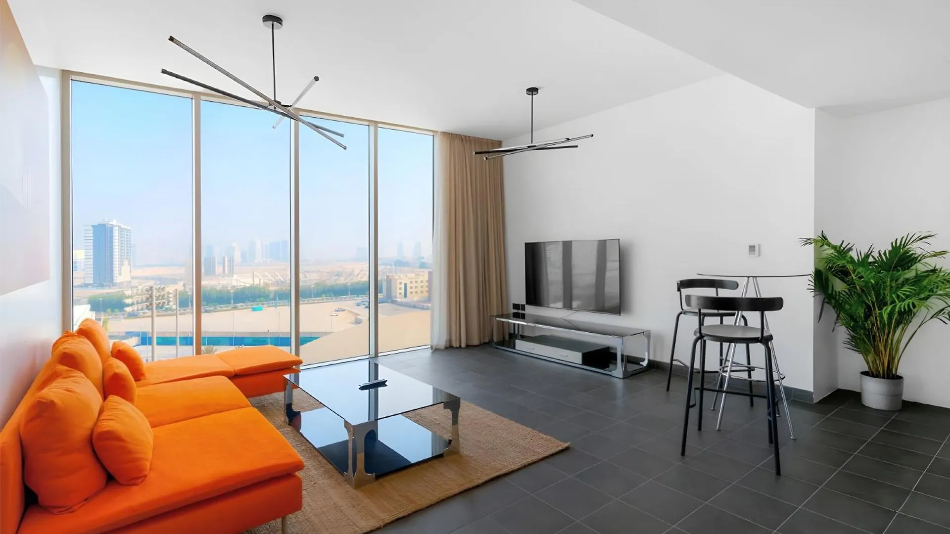 Emirates Sports Hotel, Dubai Sports City 0*,